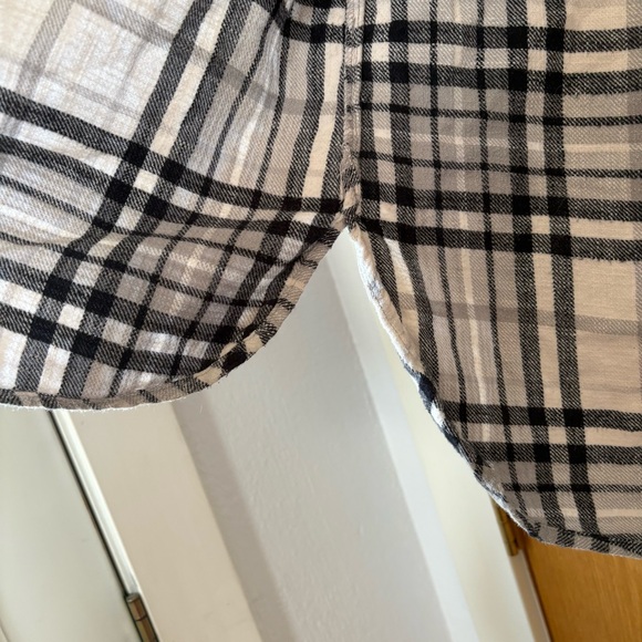 American Eagle Ahh-Mazingly Soft Flannel Shirt Boyfriend M, Black & White - EUC - Picture 6 of 14